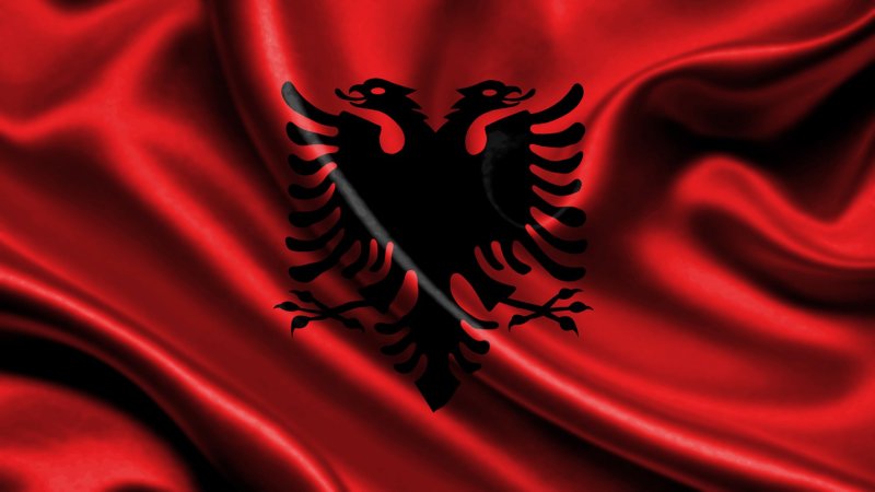 bandiera-albania-vento