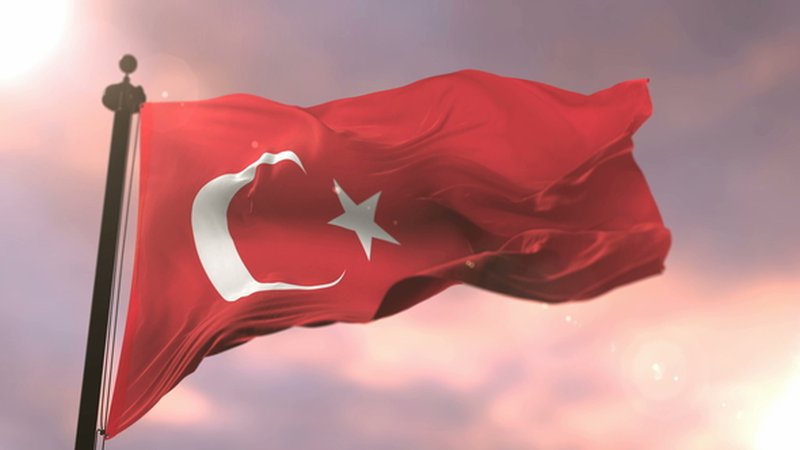 bandiera-turca-tramonto