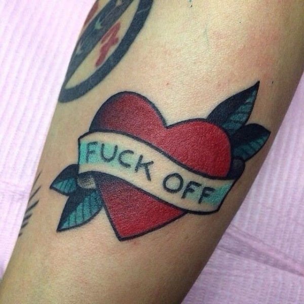 tatuaggio-cuore-fuckoff