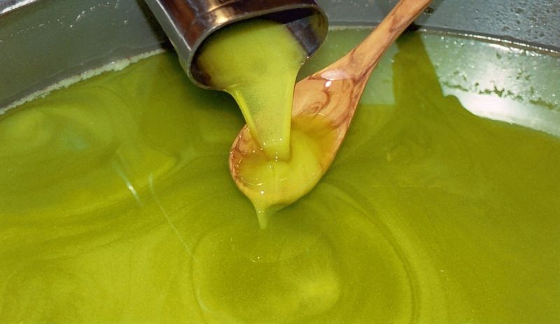 olio-di-oliva-extra-vergine