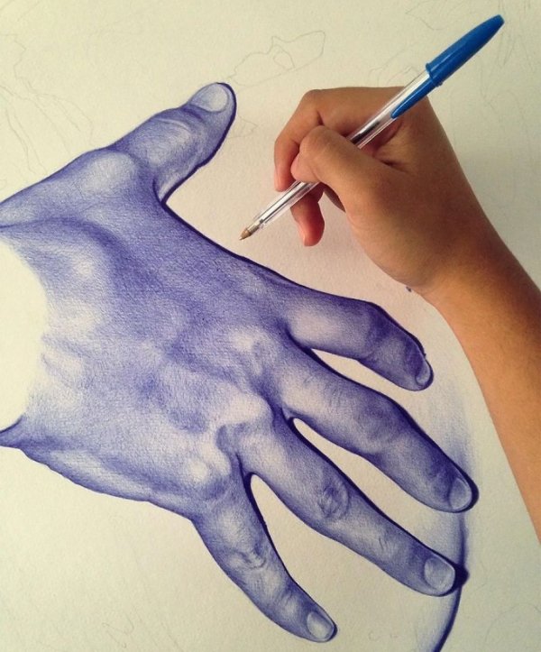disegno-con-penna-blu-mani